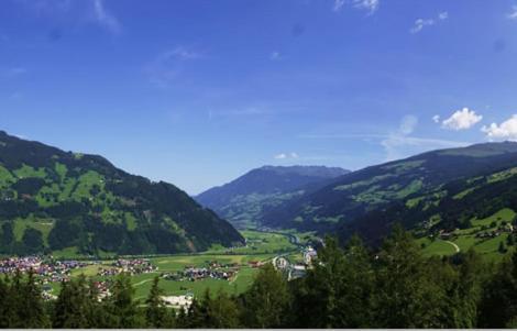 Landhaus Alpenjaeger Hainzenberg Bagian luar foto