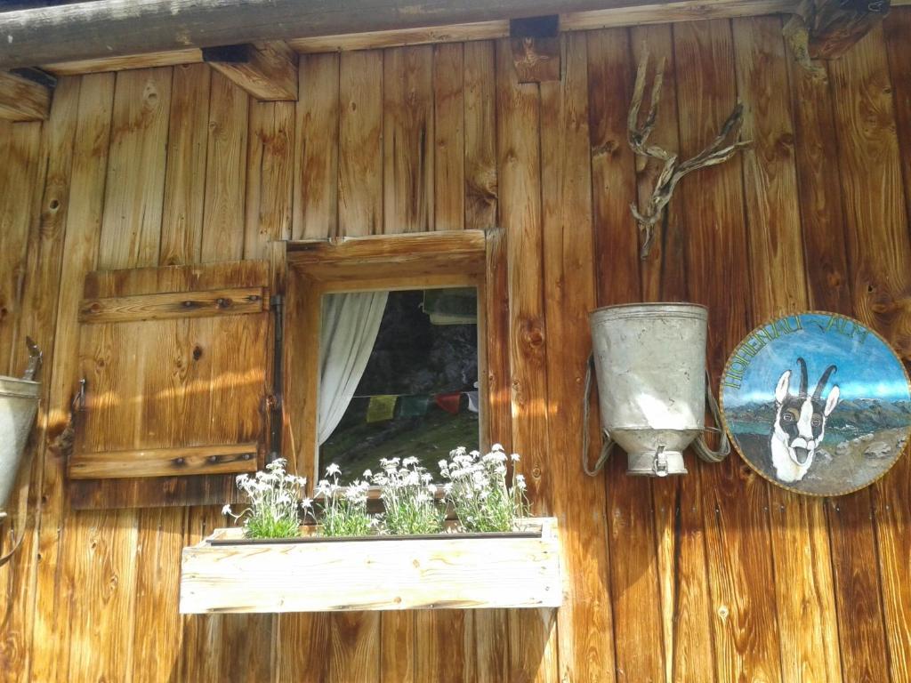 Landhaus Alpenjaeger Hainzenberg Bagian luar foto